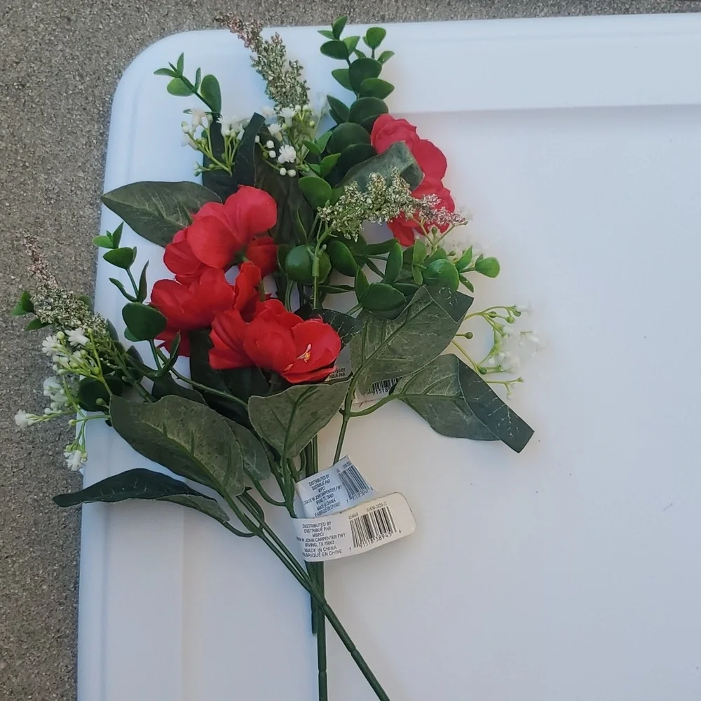 RED FAUX FLOWERS